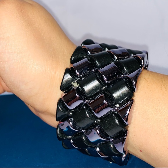 Wide Cuff Bracelet Elastic Stretch Hard Plastic Great very trendy Boho C… - Picture 4 of 6